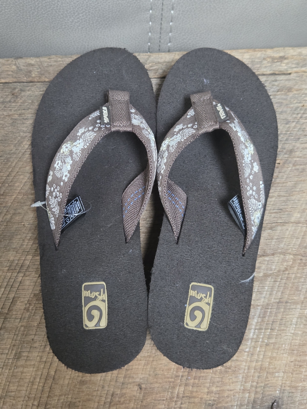 New Sz 7 Teva Mush Mandalyn Wedge flip-flop sandals Brown Palm Leaf ~ Bin SS